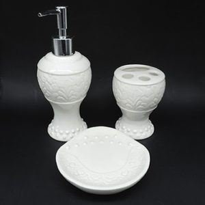 Kit Banheiro Ceramica Com 3 Peças